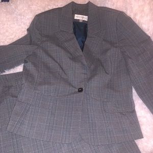 DONATED Jones New York Suit size 16